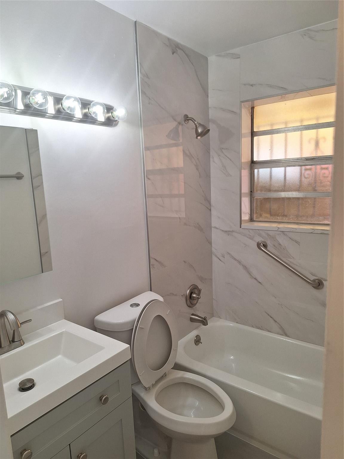 1800 NW 25TH Terrace, Fort Lauderdale, Fort Lauderdale, FL 33311 Photo 9