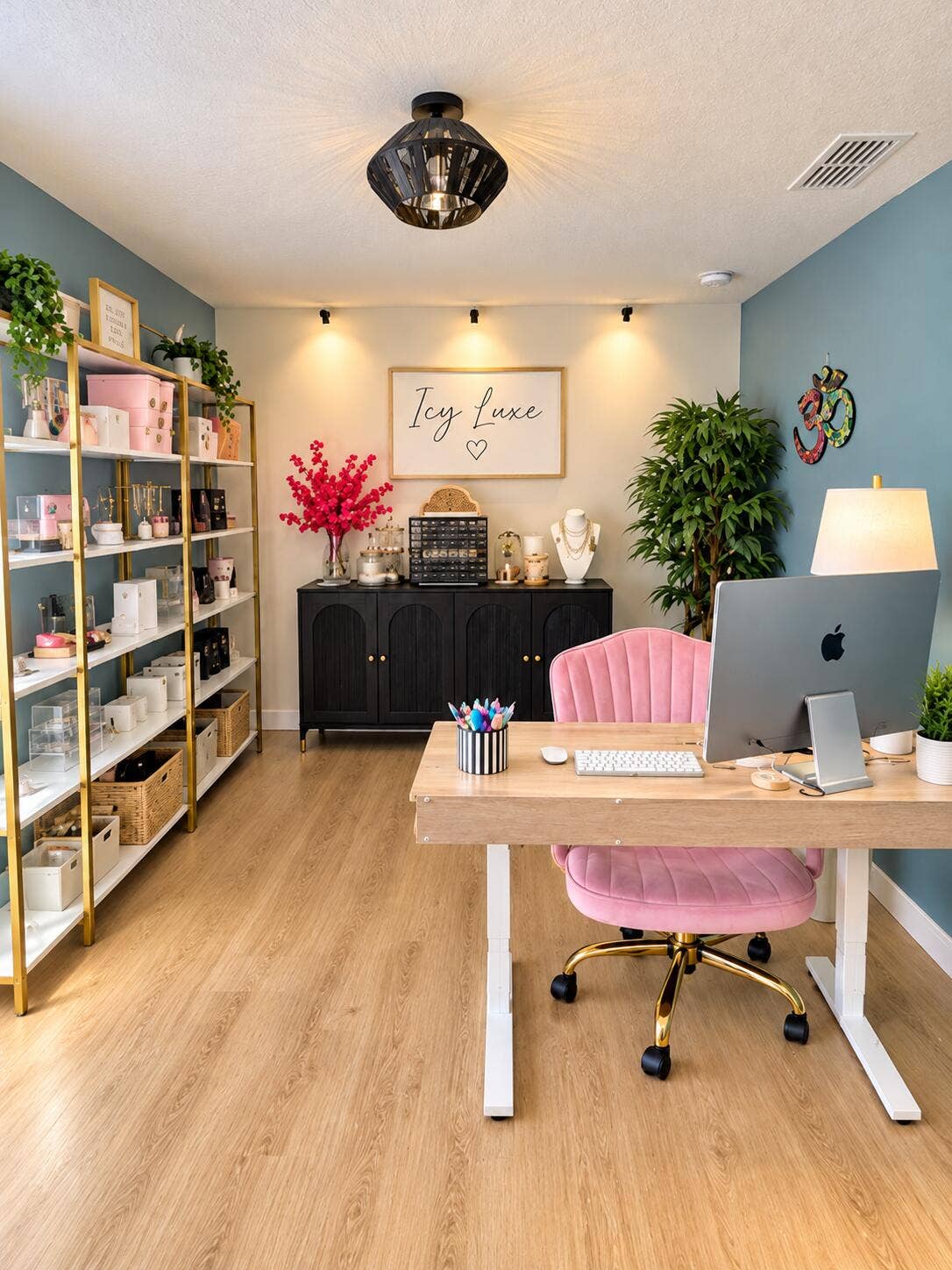 Bright Luxe Beauty Workspace
