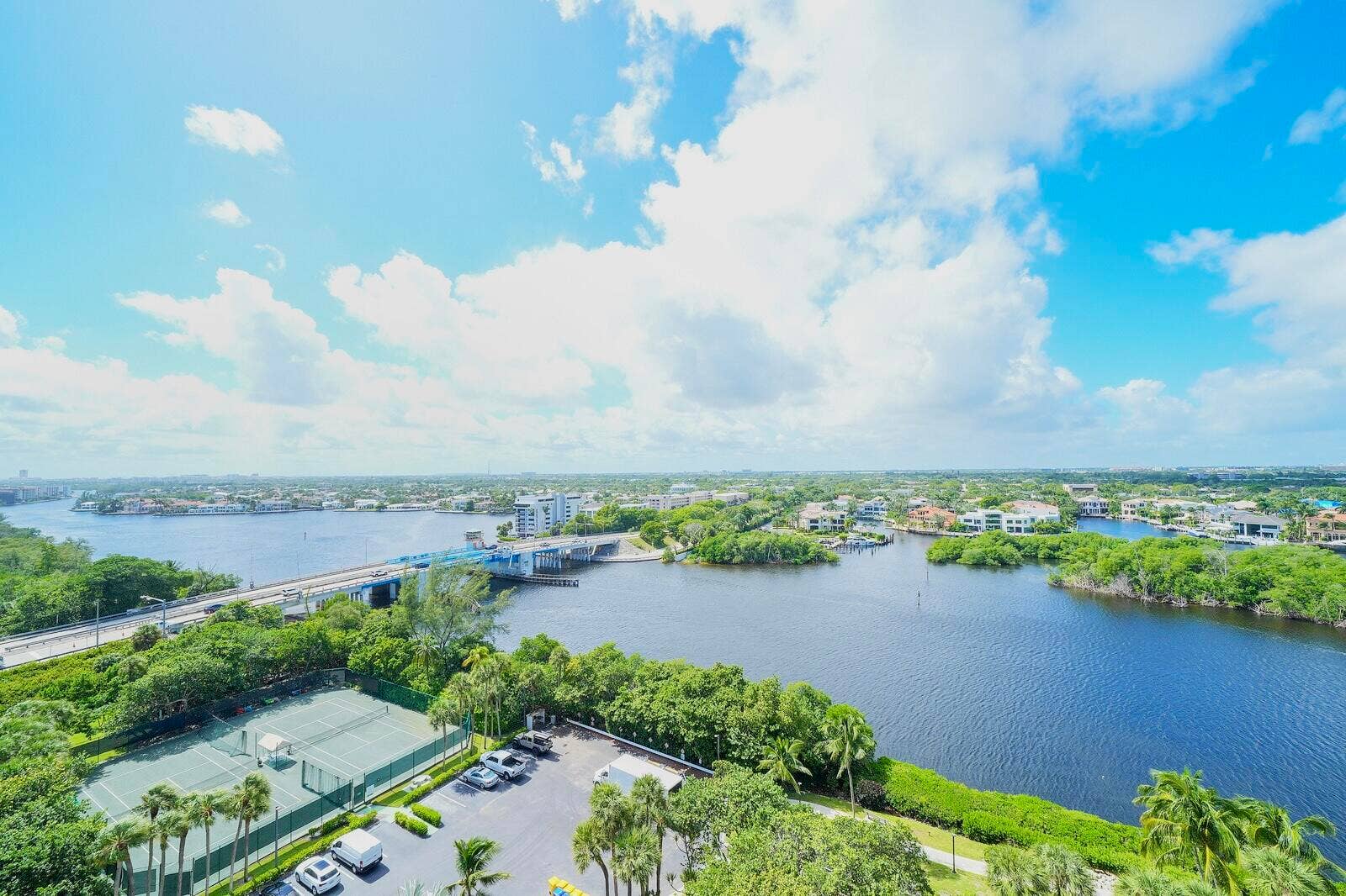 VIEWS: SOUTH/SW