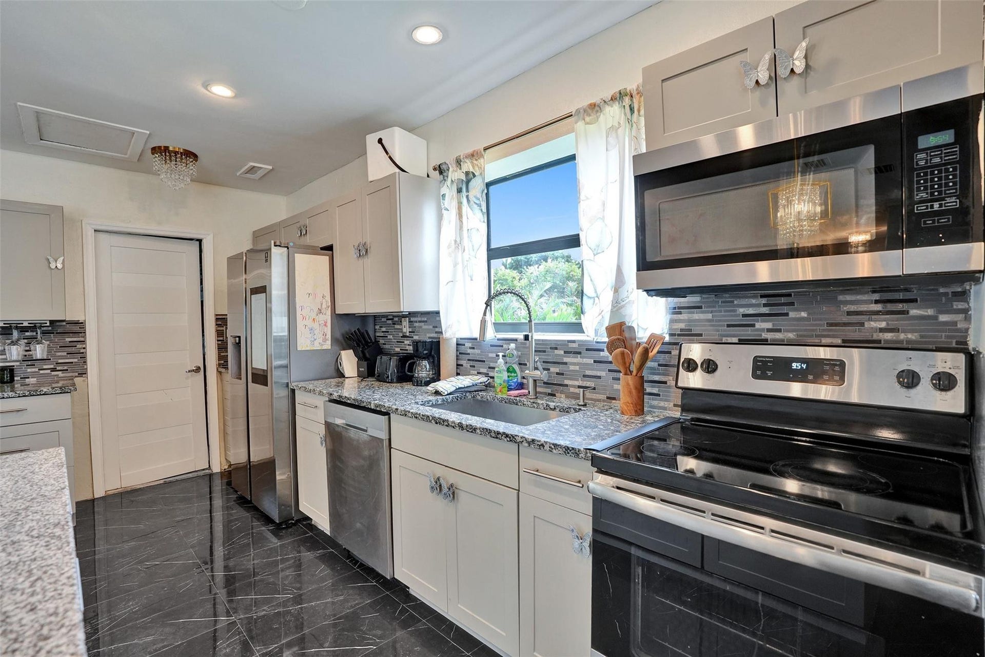 1711 NE 2ND Terrace, Pompano Beach, Pompano Beach, FL 33060 Photo 4