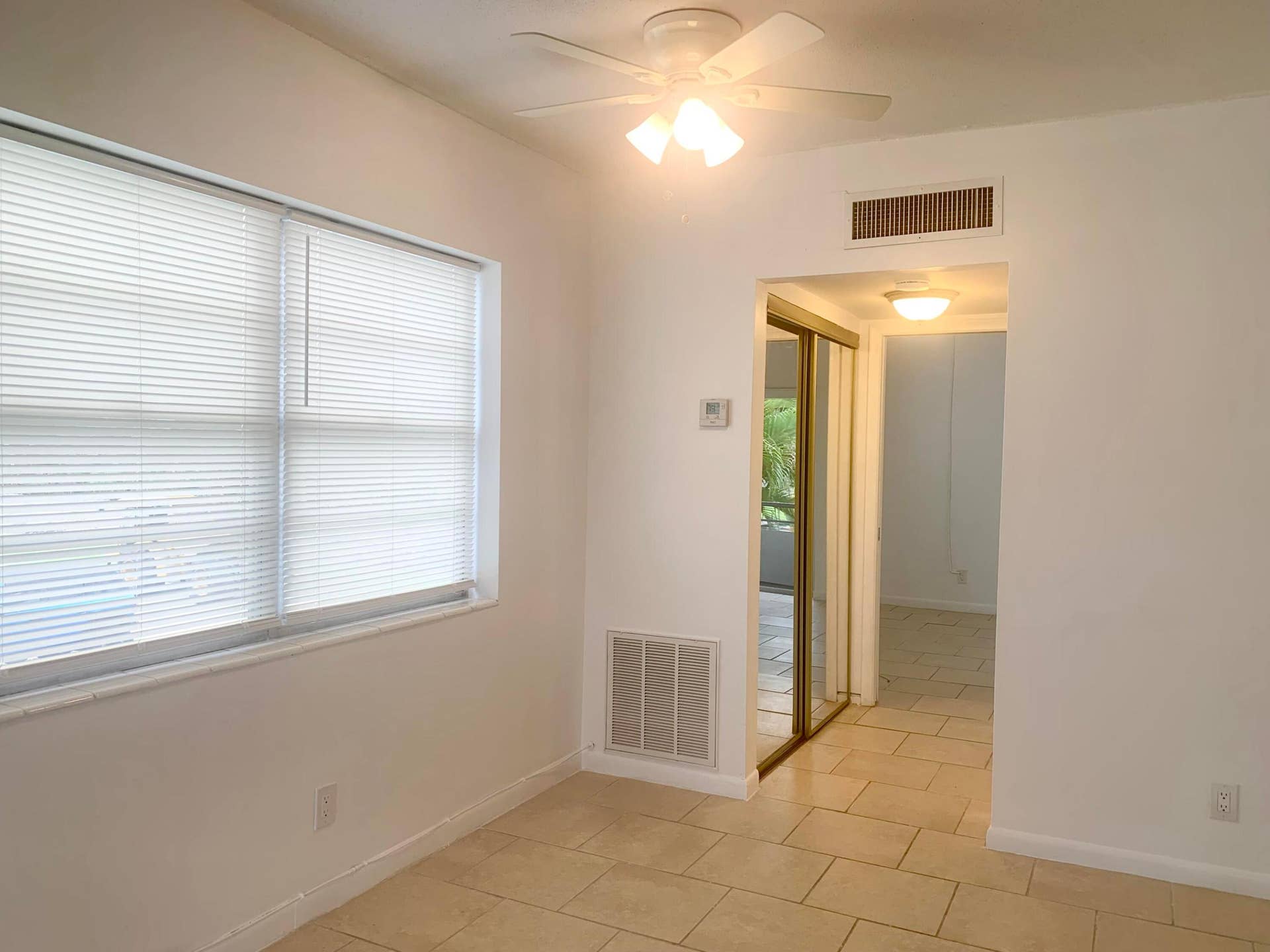 137 Coventry F, West Palm Beach, FL 33417 IMG_4353