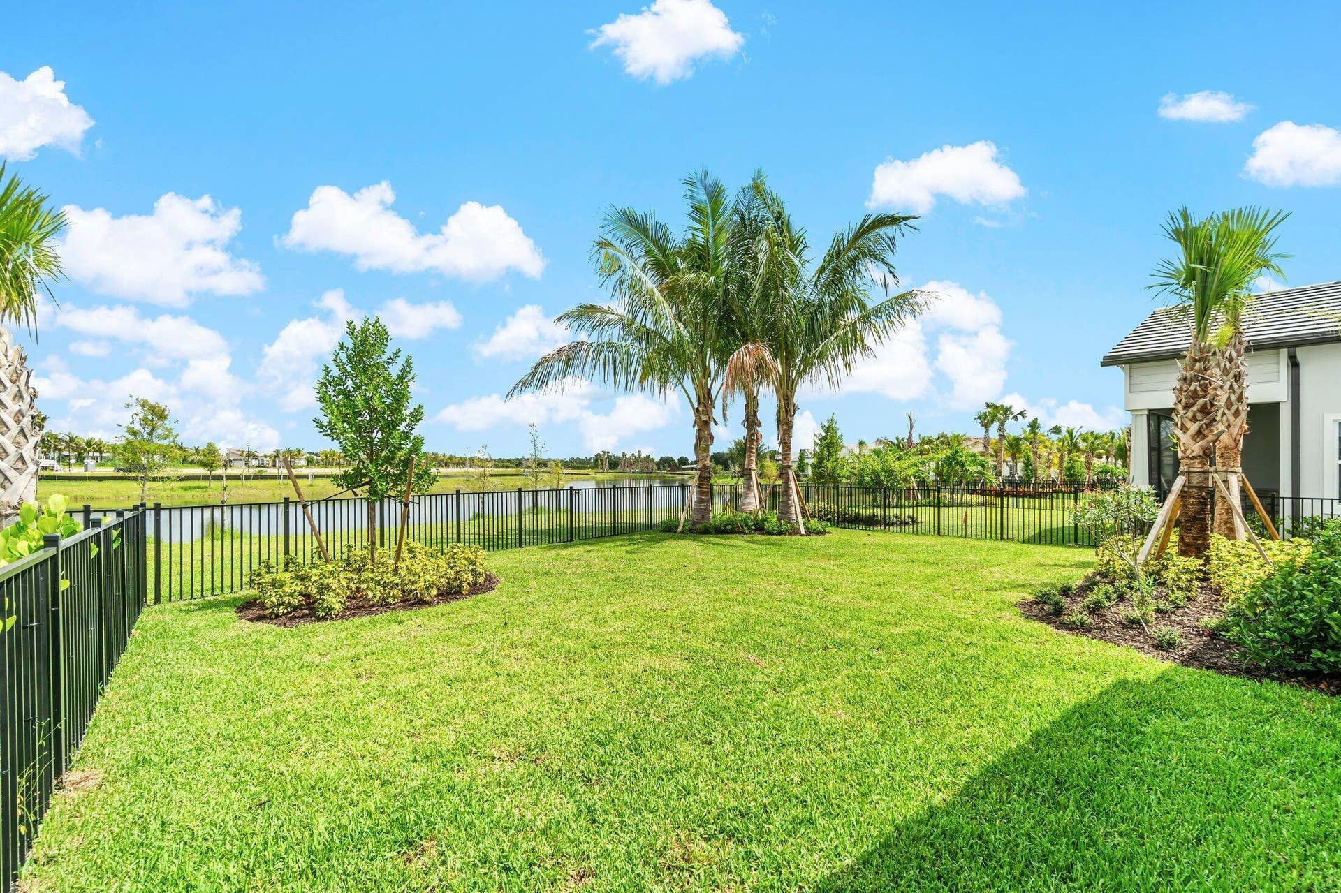 037-12325FrontlineLane-PalmBeachGardens-