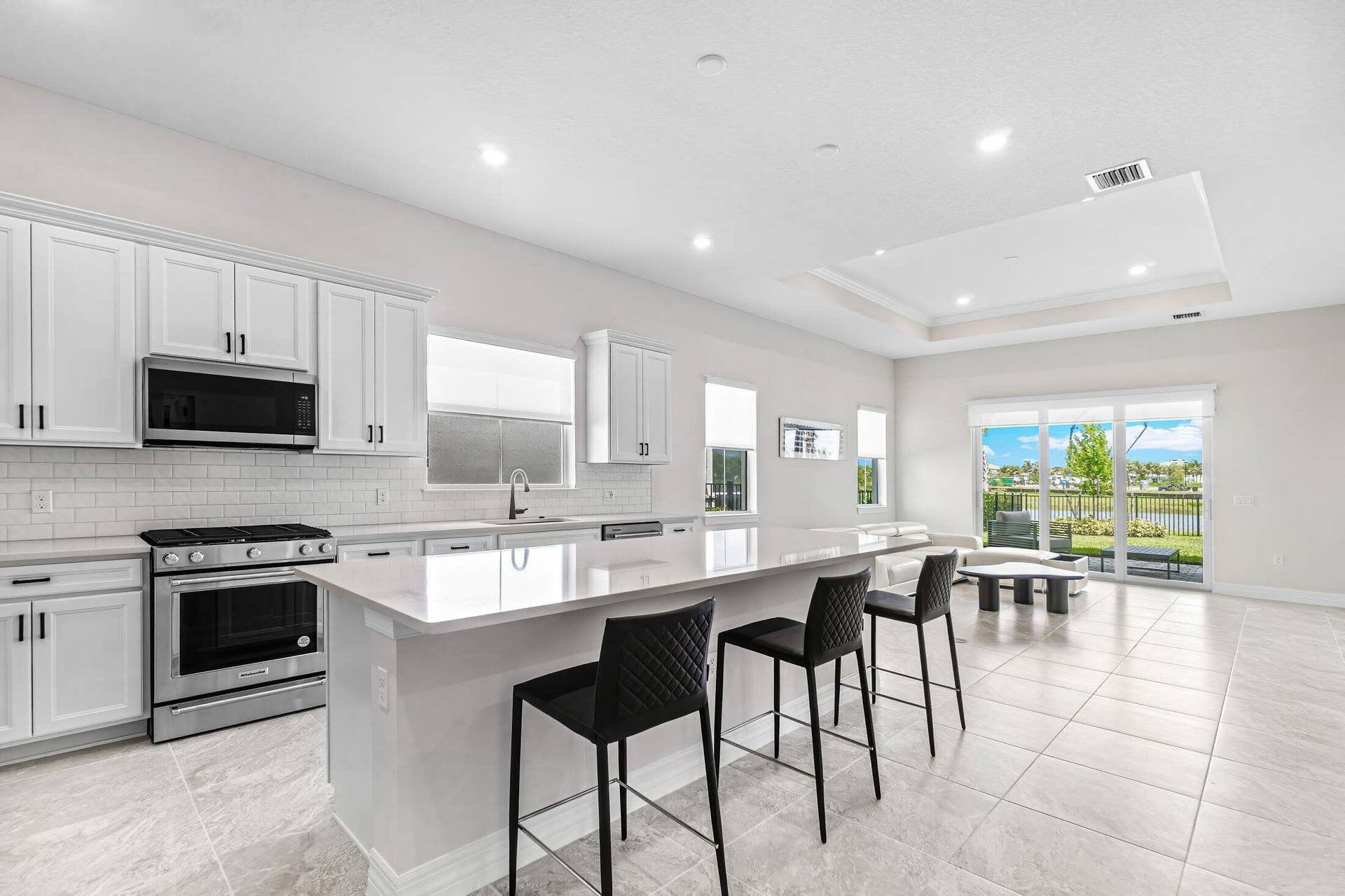 005-12325FrontlineLane-PalmBeachGardens-