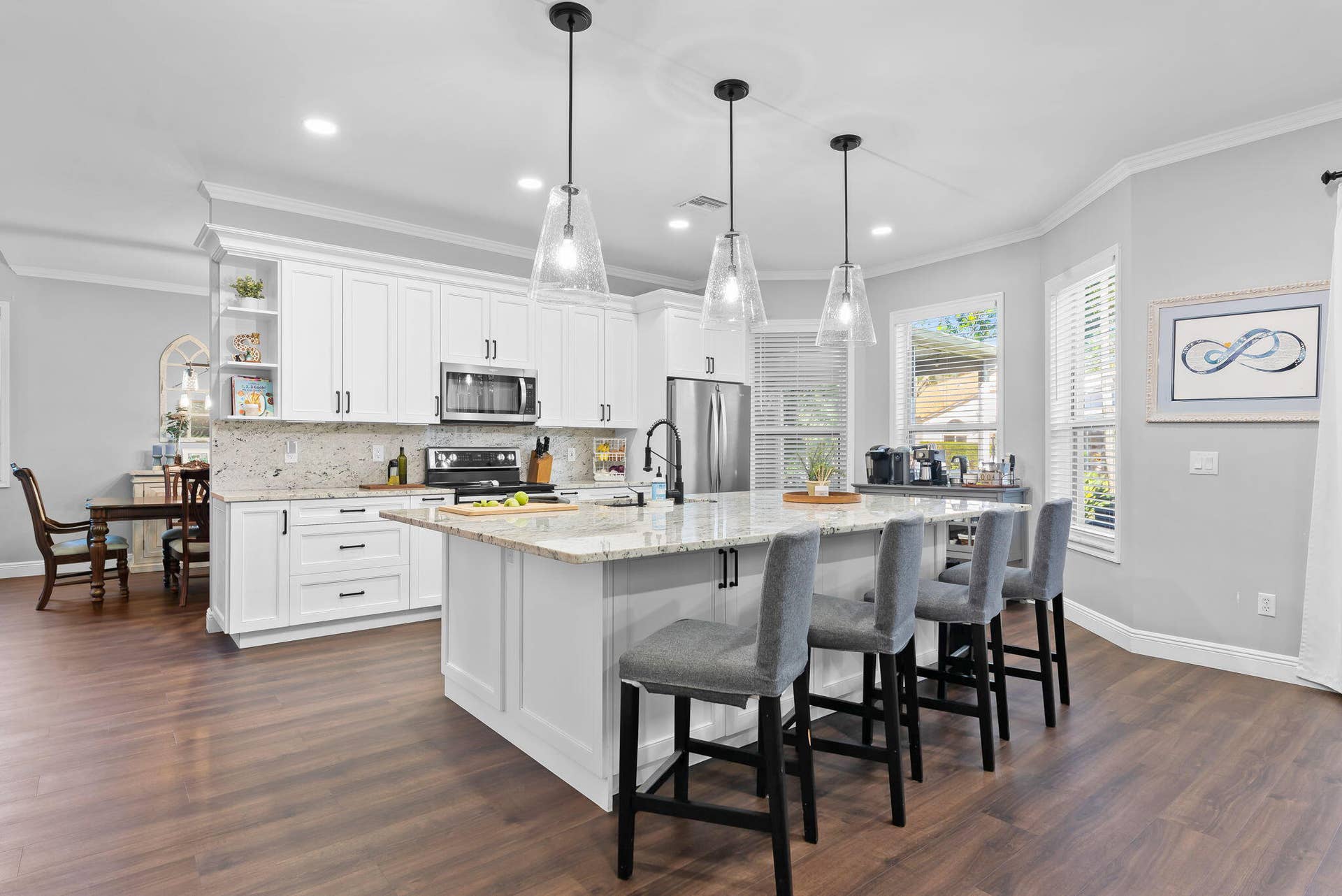 Fully renovated kitchen
