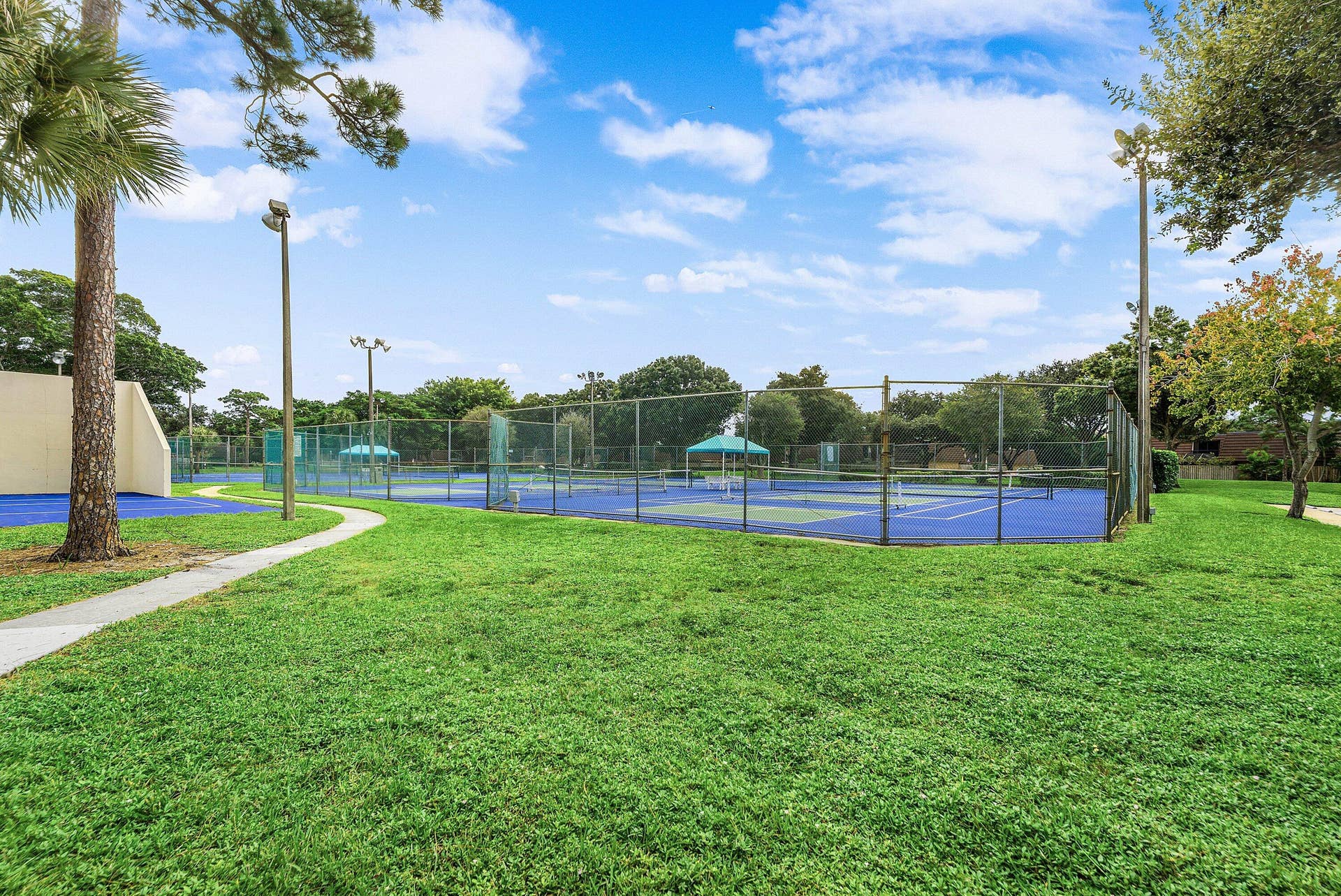 033-120212thLane-PalmBeachGardens-FL-334
