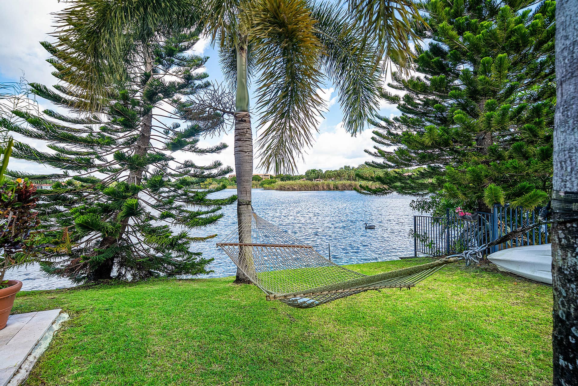 9 Aspen Court, Boynton Beach, FL 33436 Back yard views
