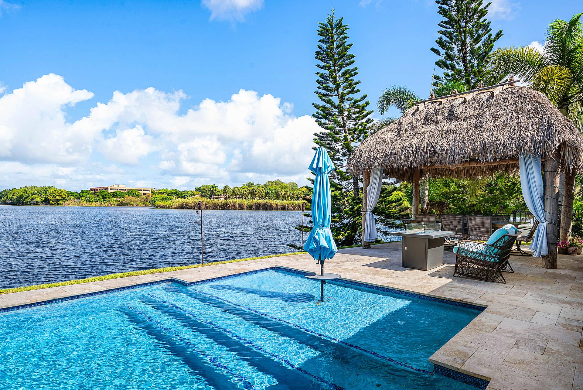 9 Aspen Court, Boynton Beach, FL 33436 Pool/Tiki/Views