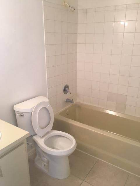 1201 LAKE VICTORIA Drive, #L, West Palm Beach, FL 33411 IMG_2280
