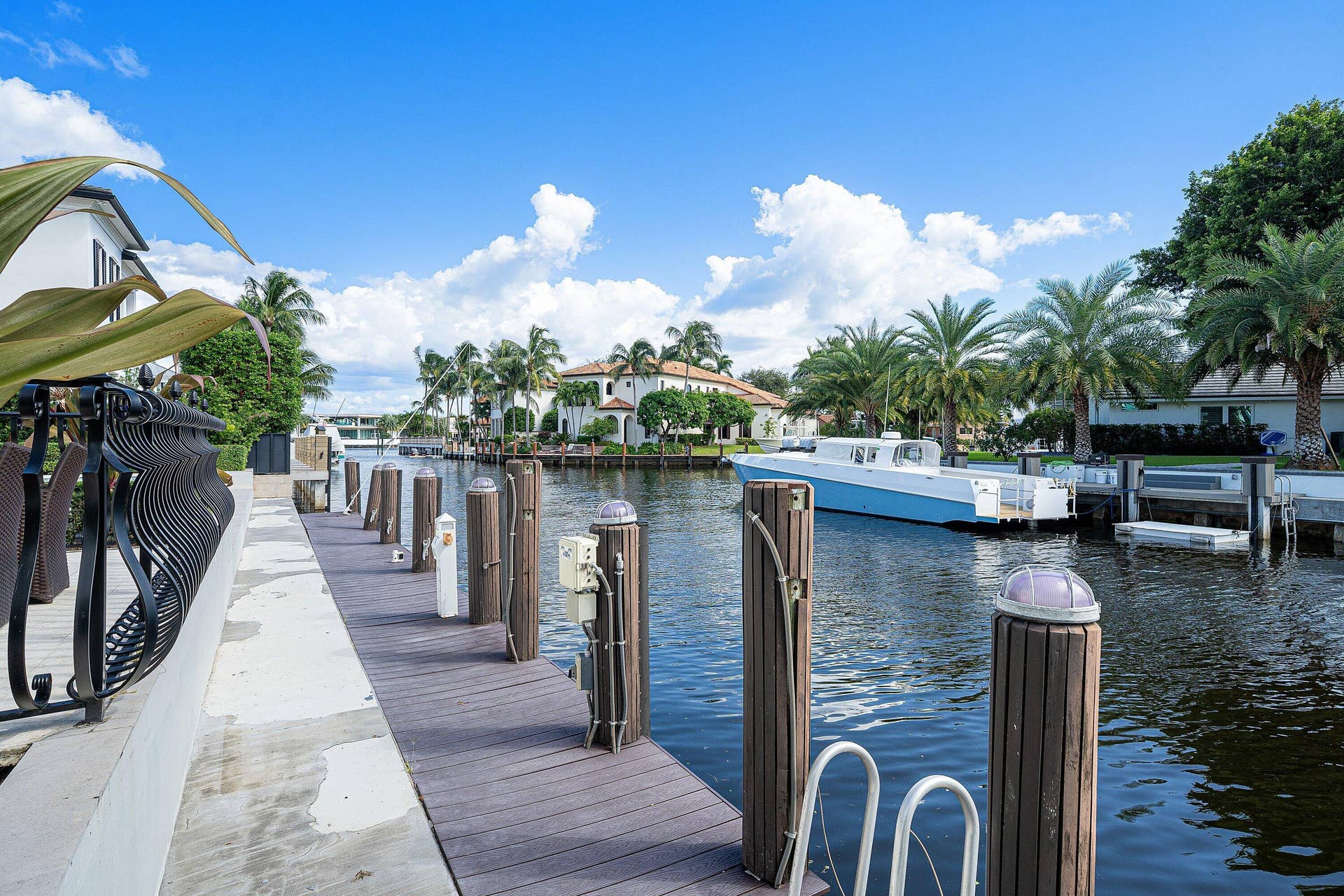 540 GOLDEN HARBOUR Drive, Boca Raton, FL 33432 065-540GoldenHarbourDrive-BocaRaton-FL-3