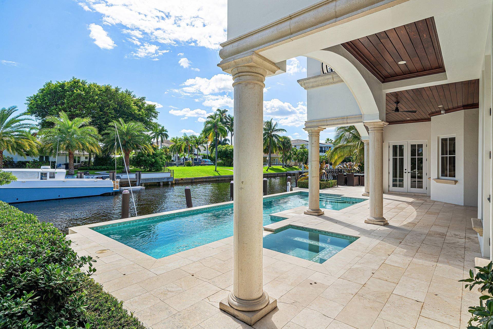 540 GOLDEN HARBOUR Drive, Boca Raton, FL 33432 062-540GoldenHarbourDrive-BocaRaton-FL-3