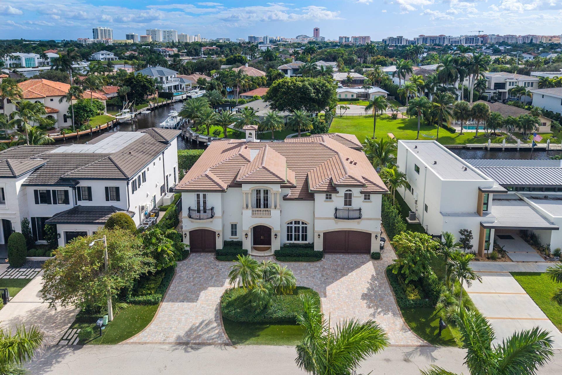 540 GOLDEN HARBOUR Drive, Boca Raton, FL 33432 072-540GoldenHarbourDrive-BocaRaton-FL-3