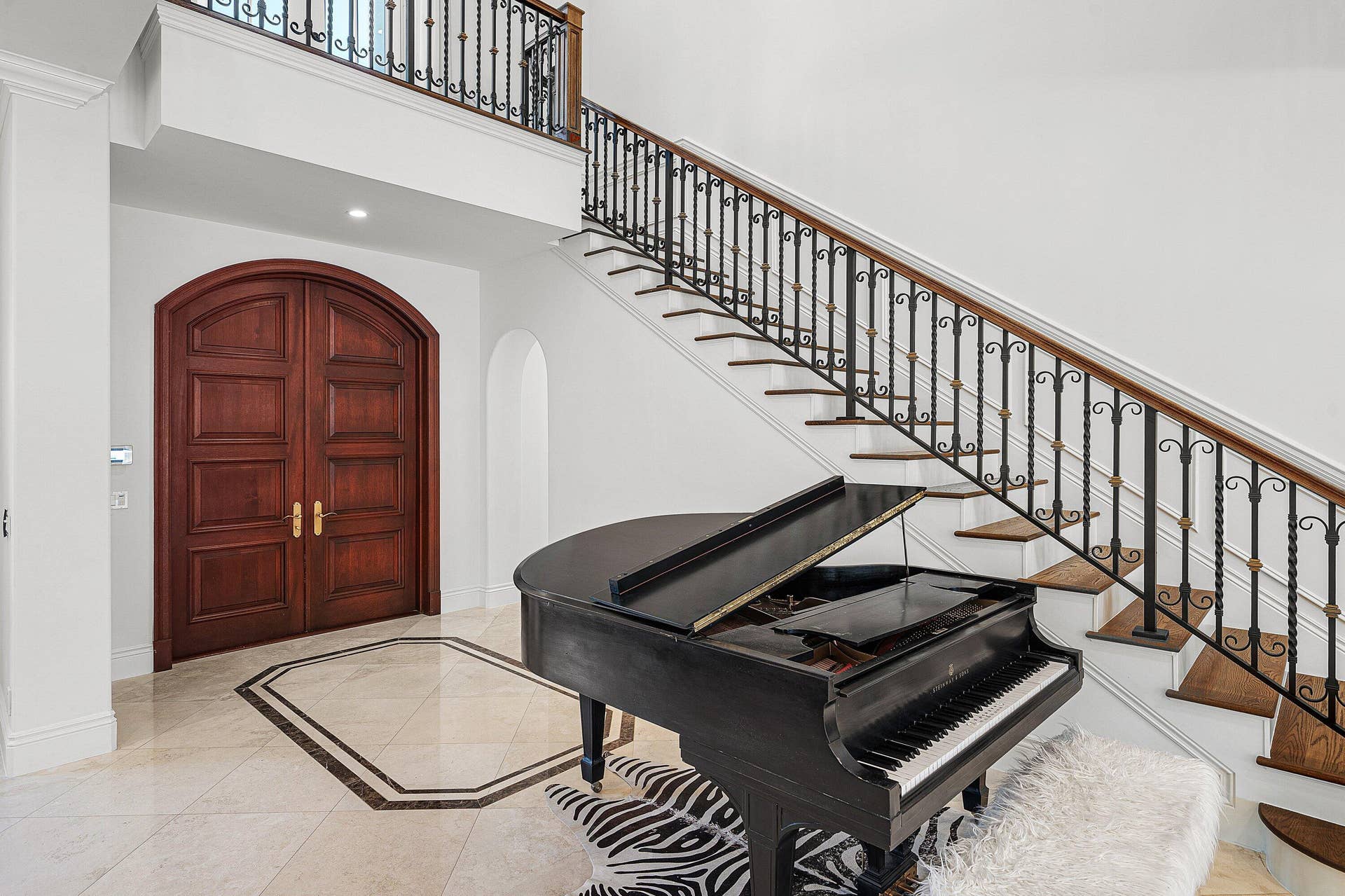 540 GOLDEN HARBOUR Drive, Boca Raton, FL 33432 005-540GoldenHarbourDrive-BocaRaton-FL-3