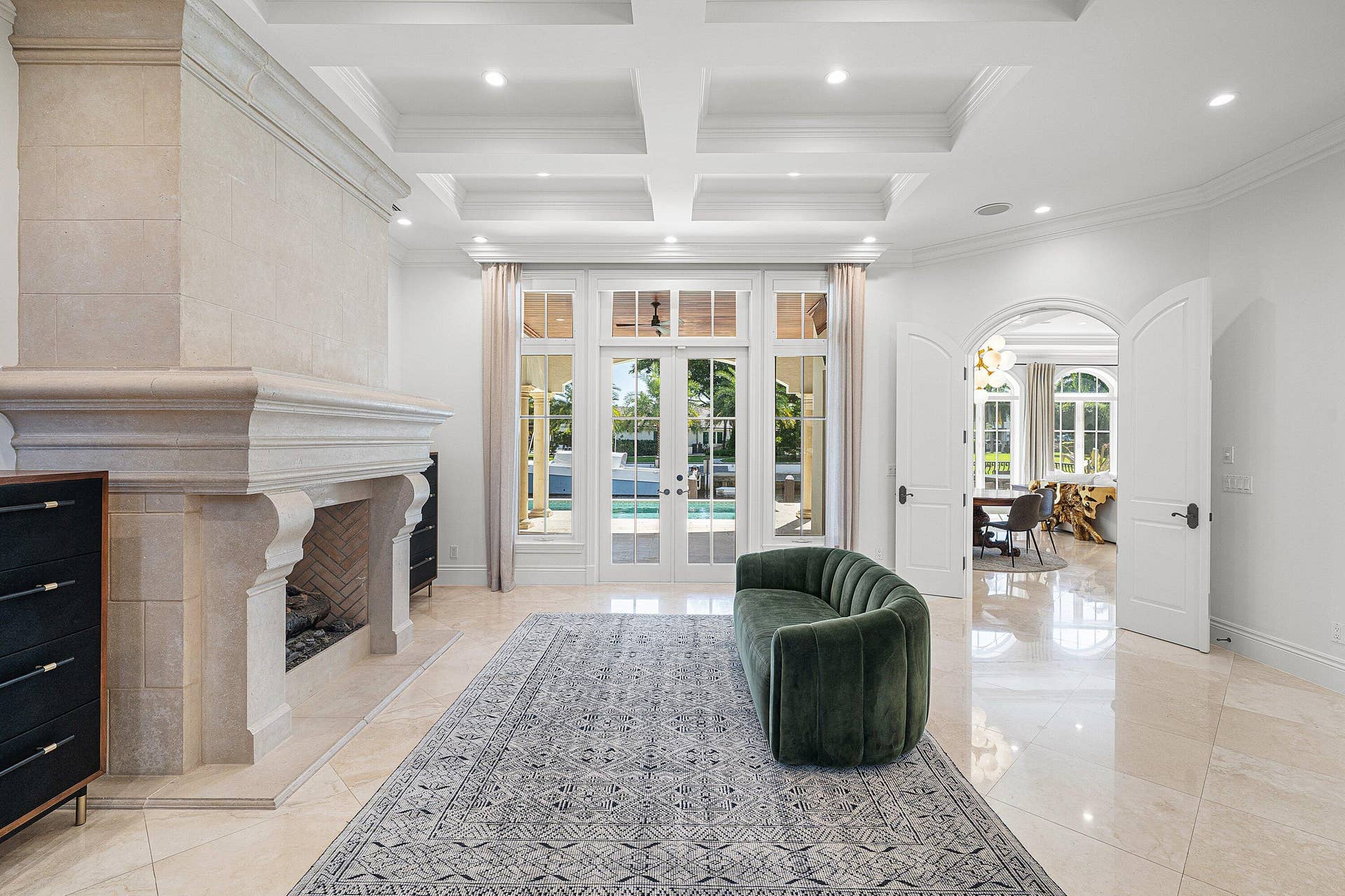 540 GOLDEN HARBOUR Drive, Boca Raton, FL 33432 008-540GoldenHarbourDrive-BocaRaton-FL-3