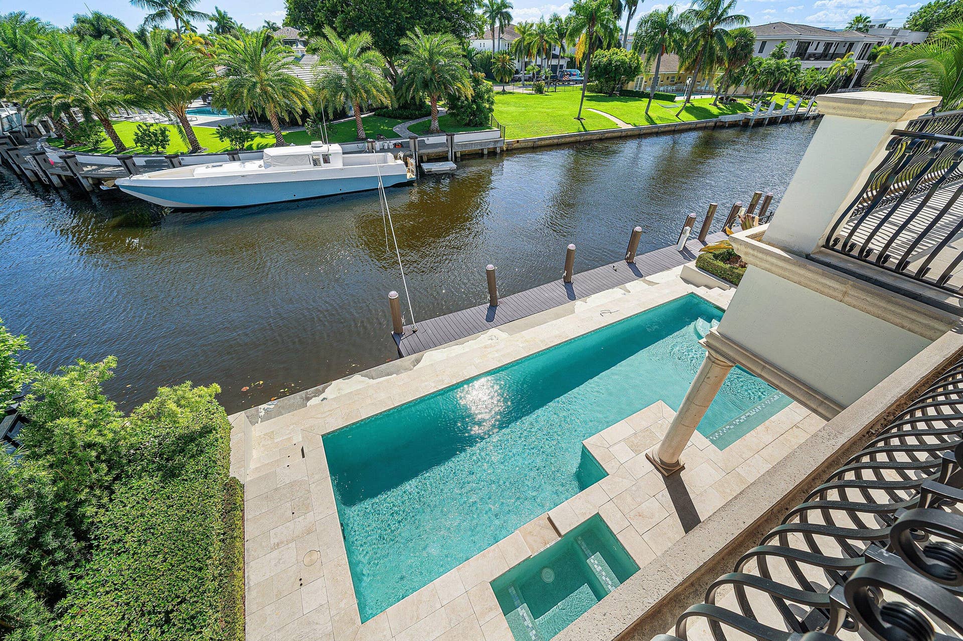 540 GOLDEN HARBOUR Drive, Boca Raton, FL 33432 050-540GoldenHarbourDrive-BocaRaton-FL-3