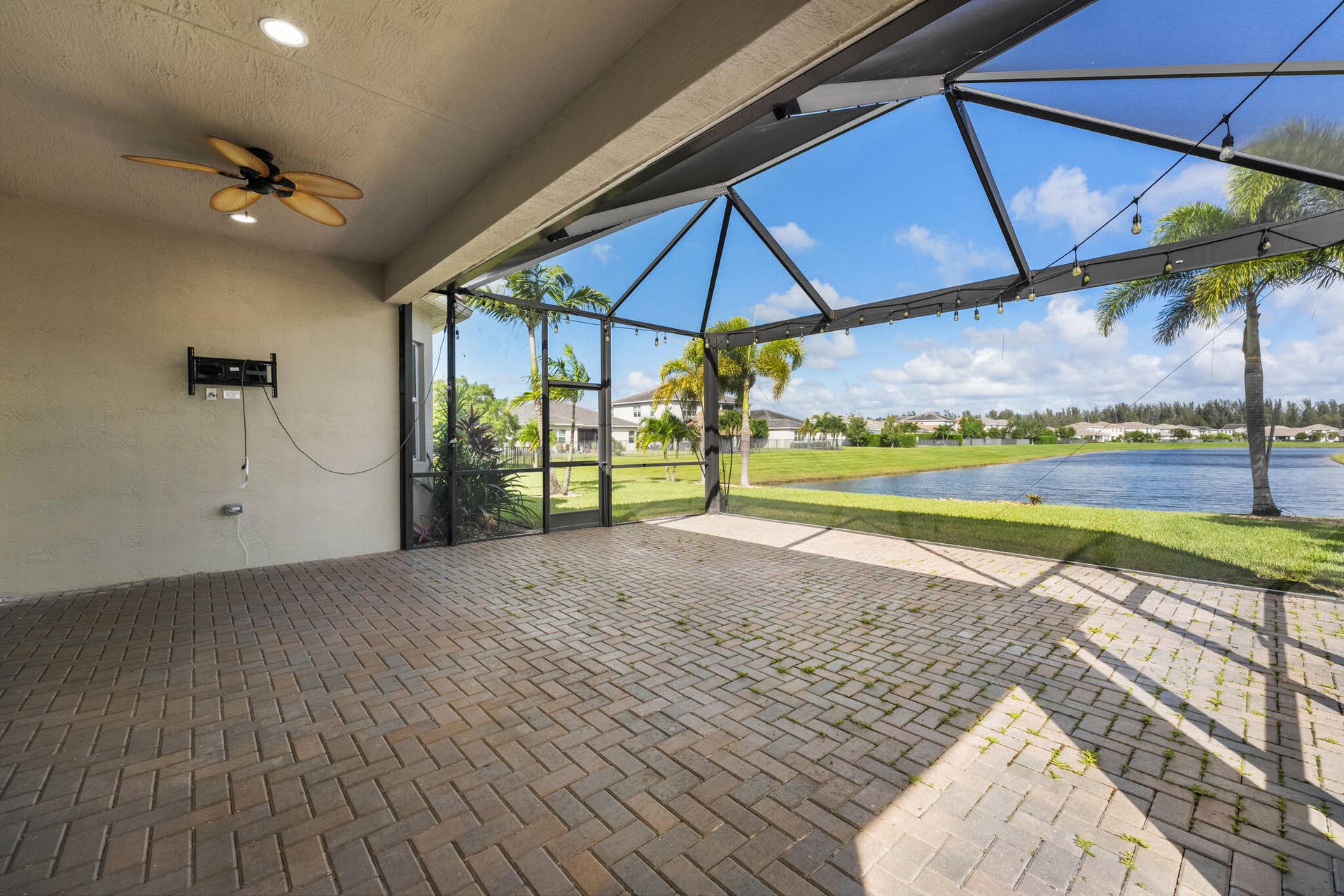 15199 Goldfinch Circle, Westlake, FL 33470 A7R00156