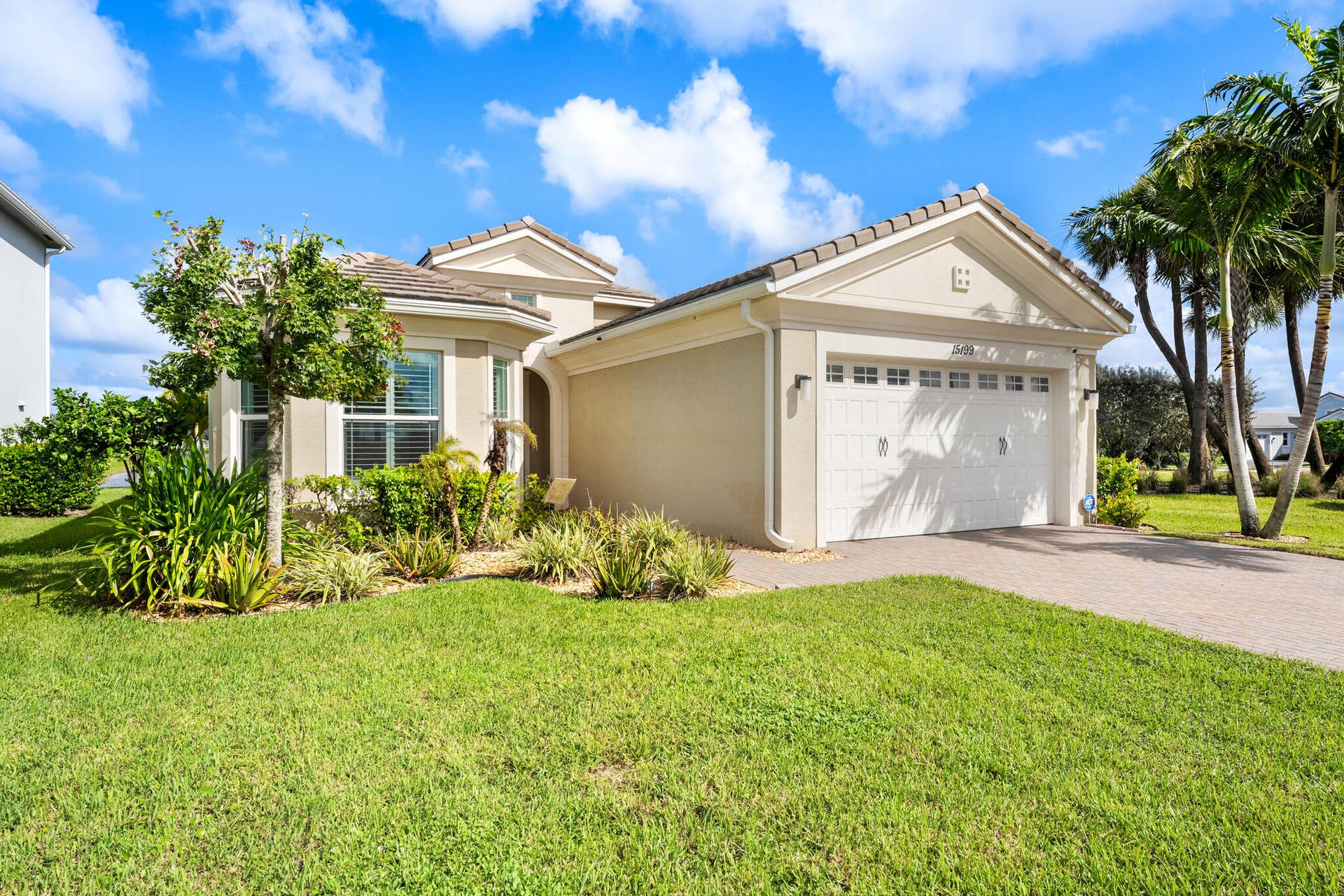 15199 Goldfinch Circle, Westlake, FL 33470 A7R00206