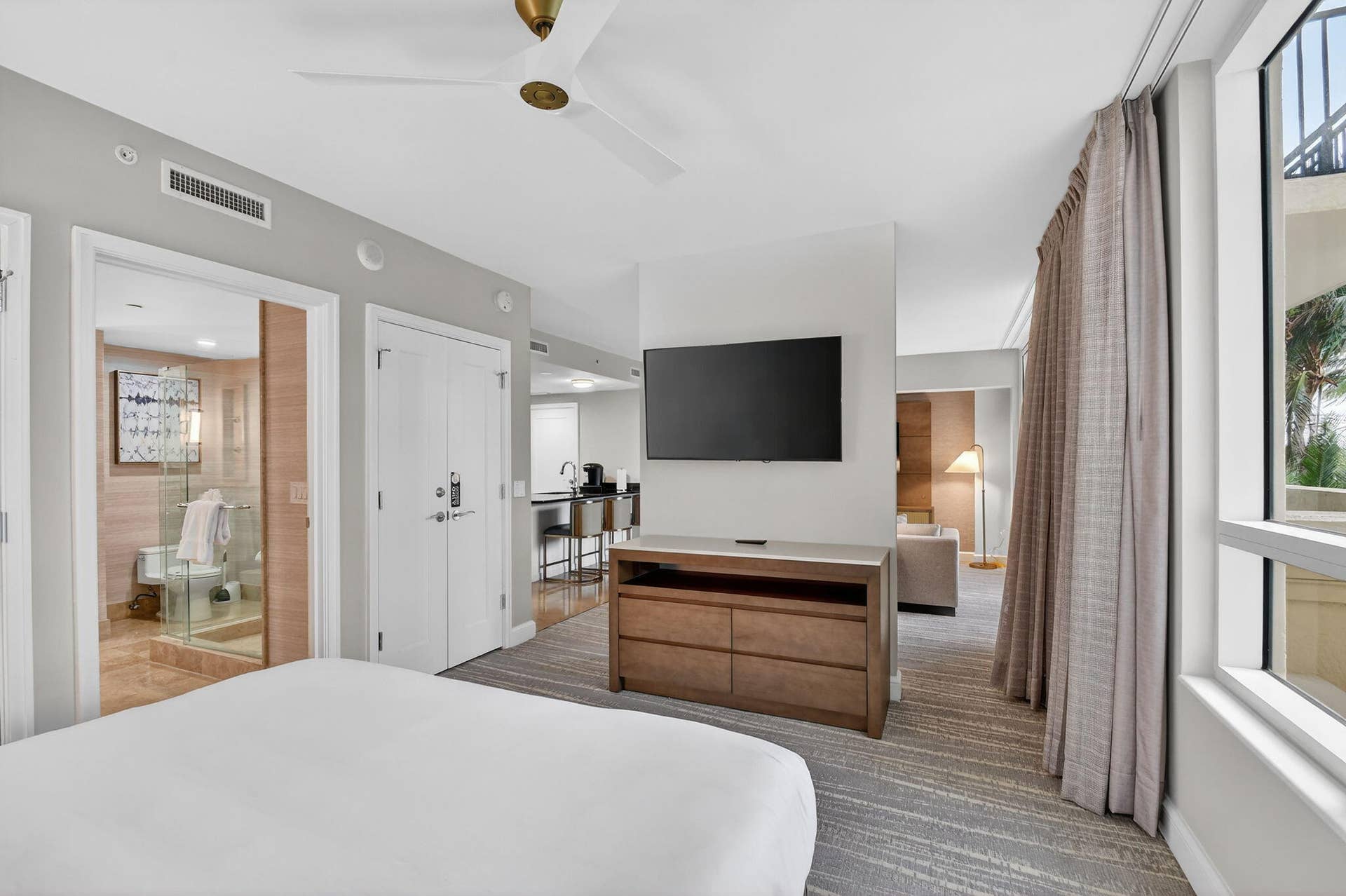 3800 N OCEAN Drive, #414, Singer Island, FL 33404 19-web-or-mls-DSC_6718