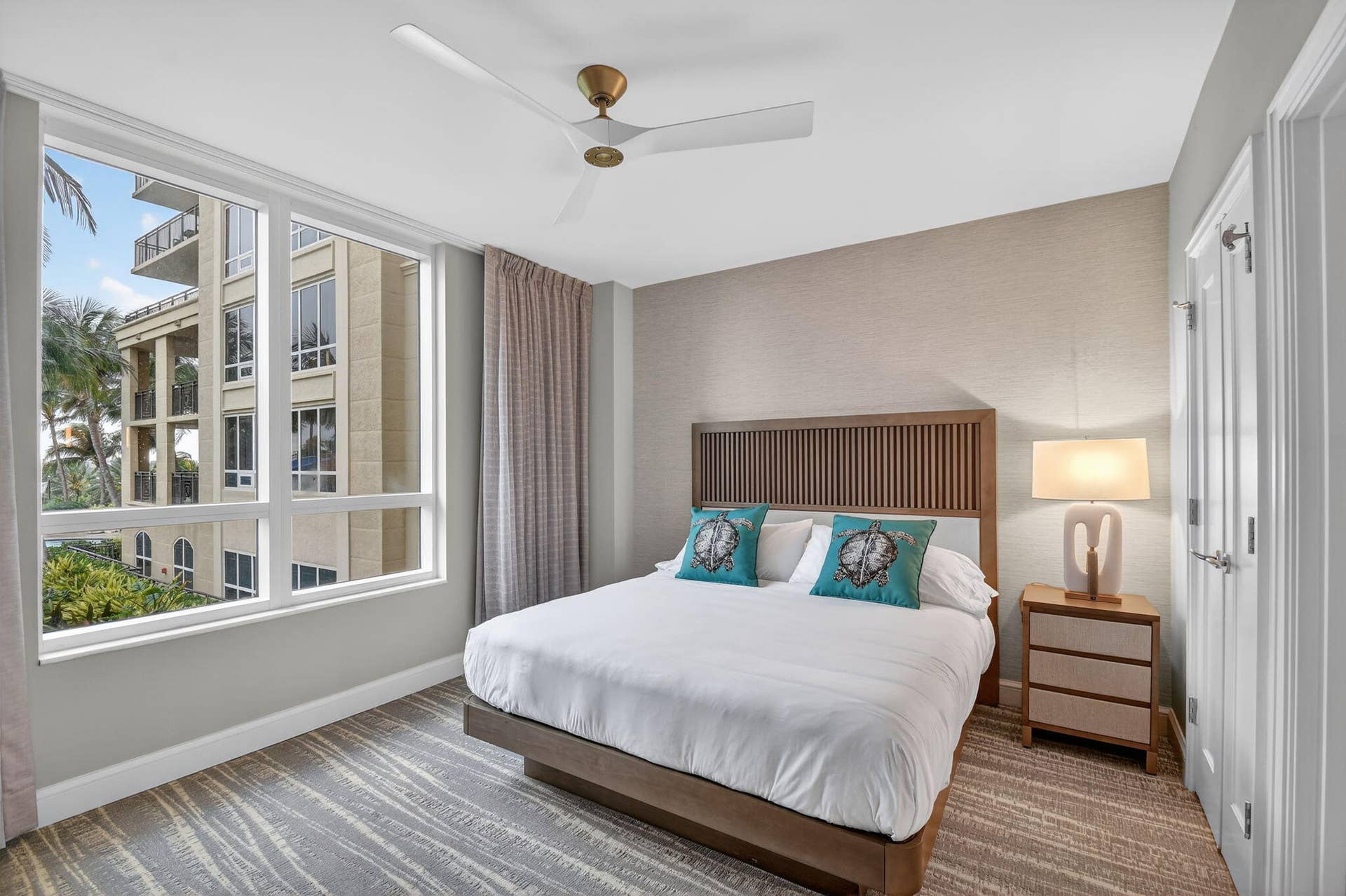 3800 N OCEAN Drive, #414, Singer Island, FL 33404 17-web-or-mls-DSC_6702