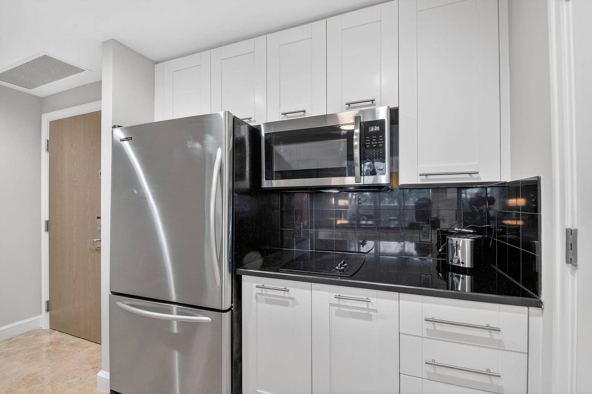 3800 N OCEAN Drive, #414, Singer Island, FL 33404 5-web-or-mls-DSC_6645