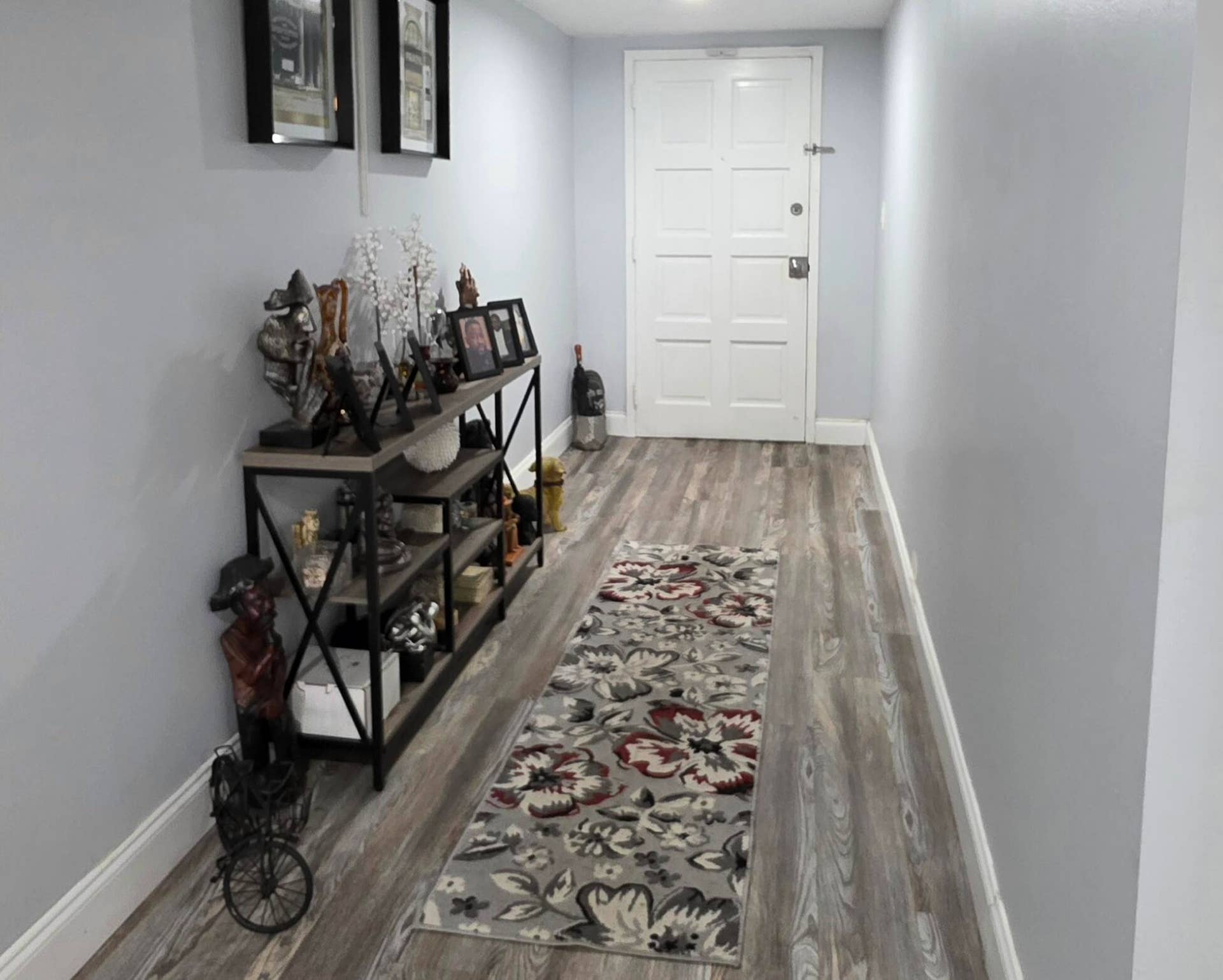 7556 STIRLING Road, #118, Davie, FL 33024 Hallway