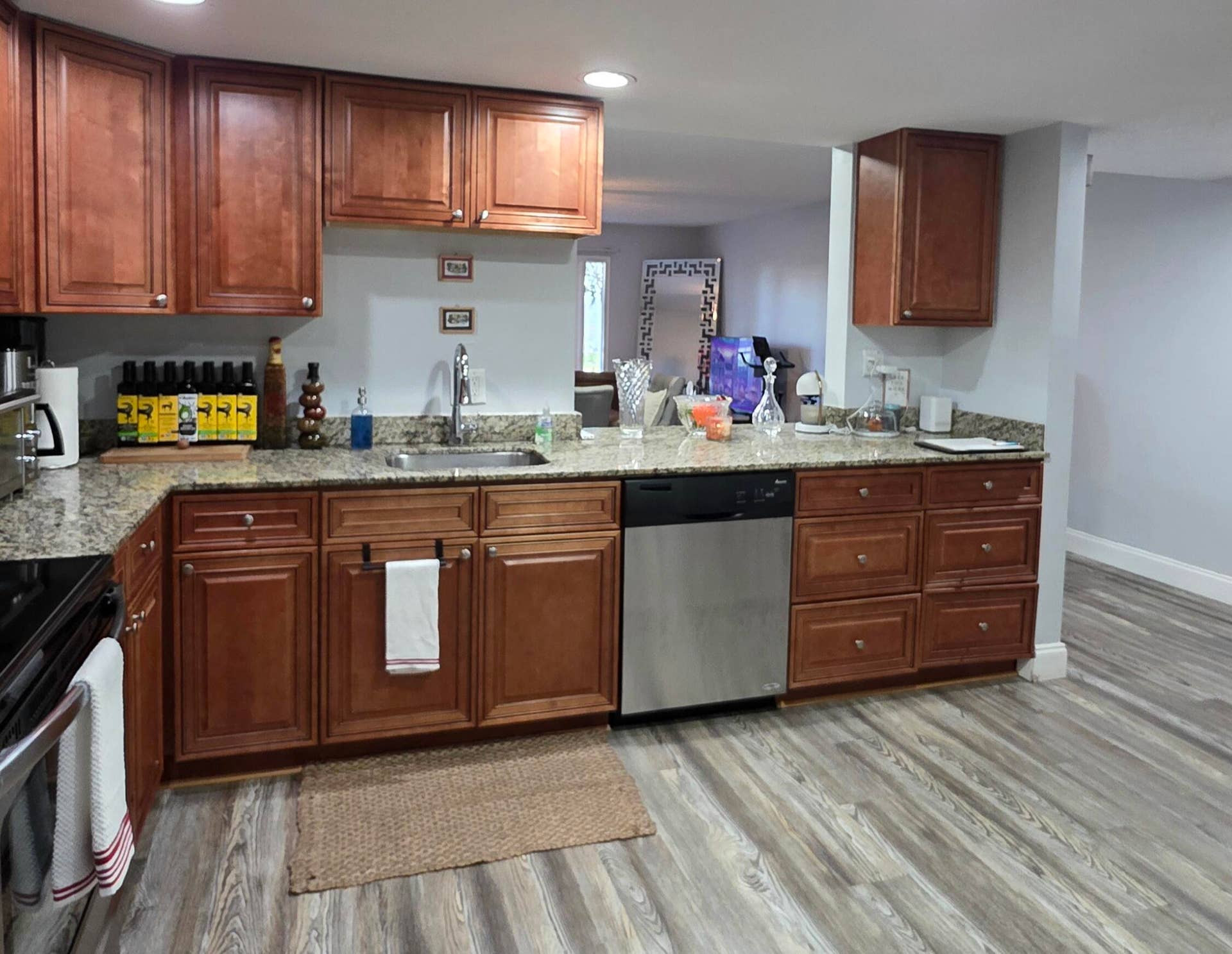 7556 STIRLING Road, #118, Davie, FL 33024 Kitchen