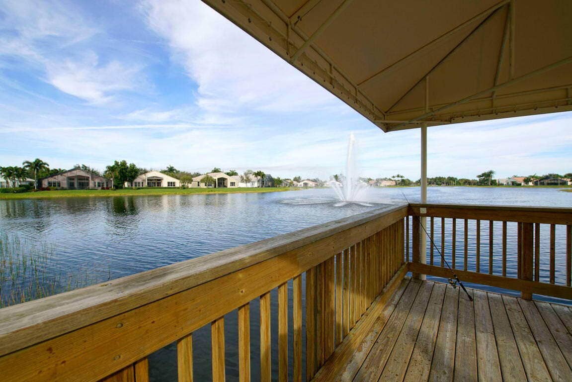 90-web-or-mls-57_valencia isles (19)