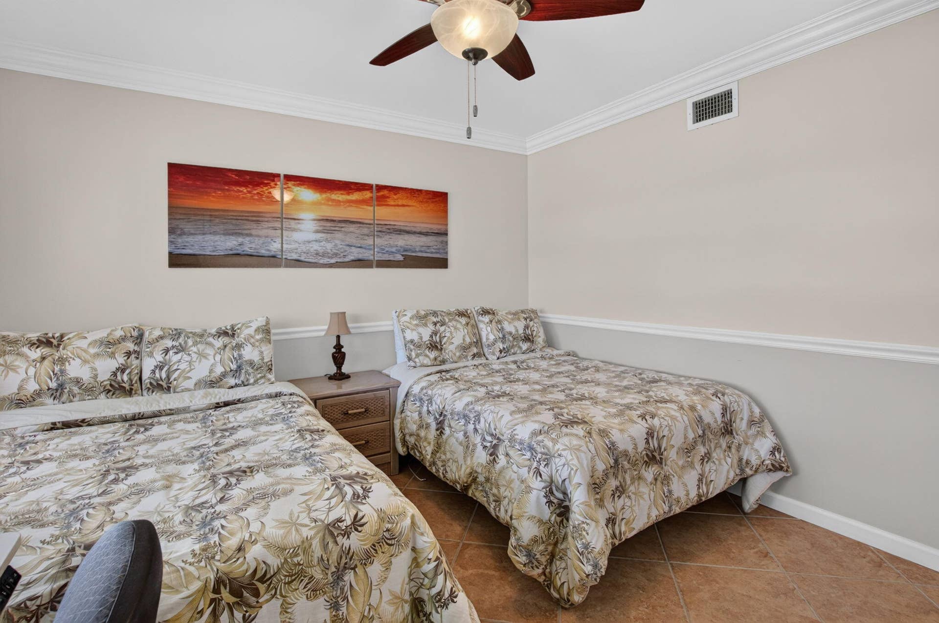 2 CLOSETS IN GUEST ROOM