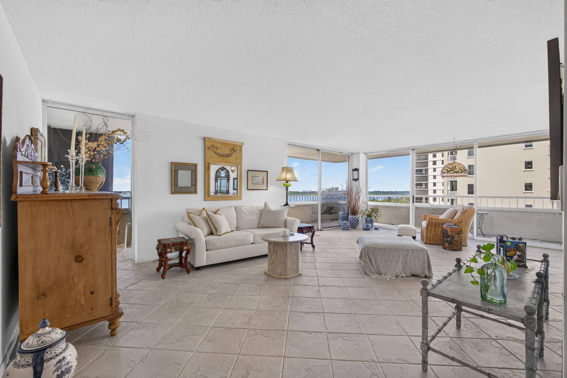 22-web-or-mls-5D1A5906