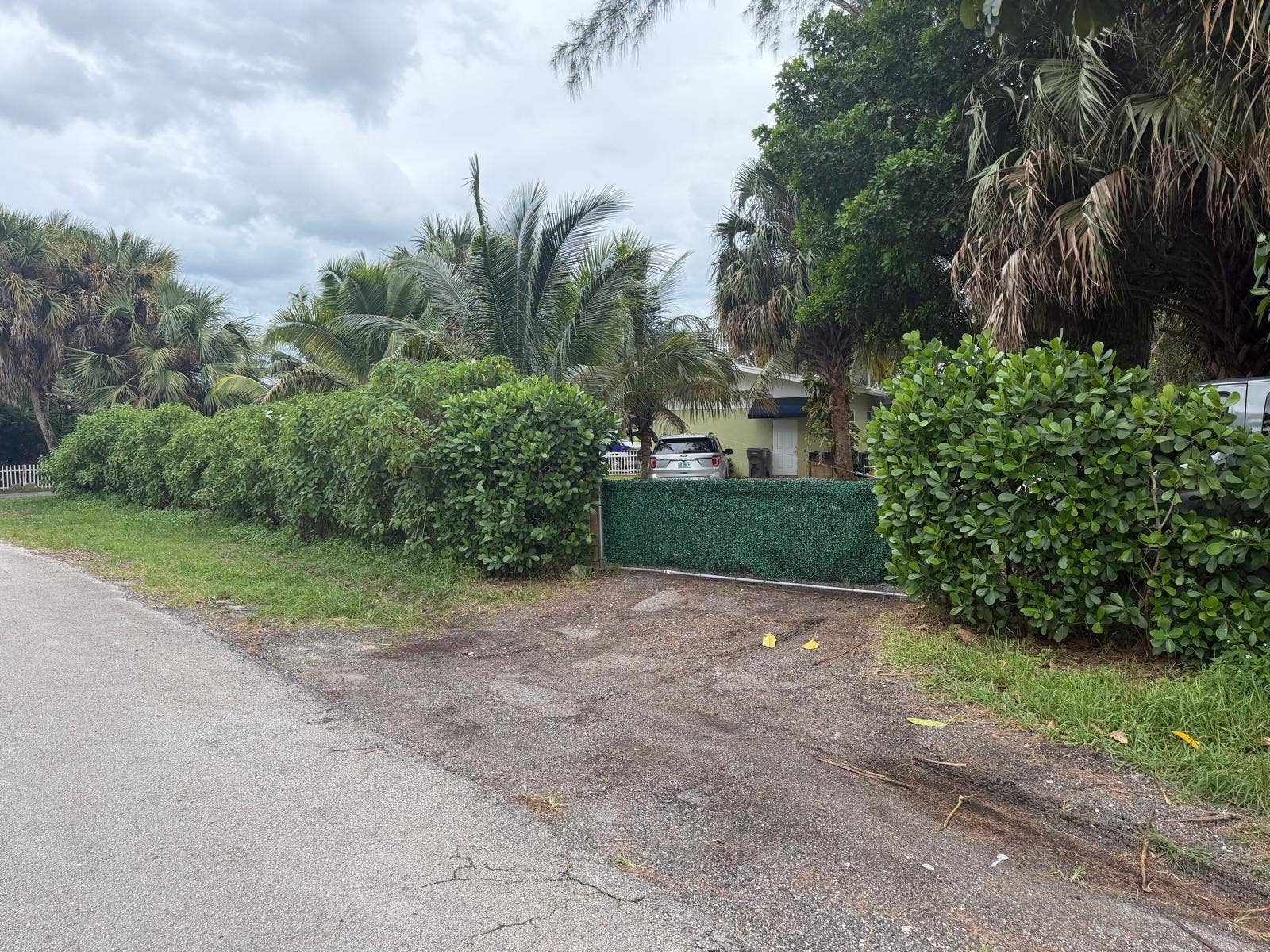 2930 WAYNE Road, West Palm Beach, West Palm Beach, FL 33406 North Gate