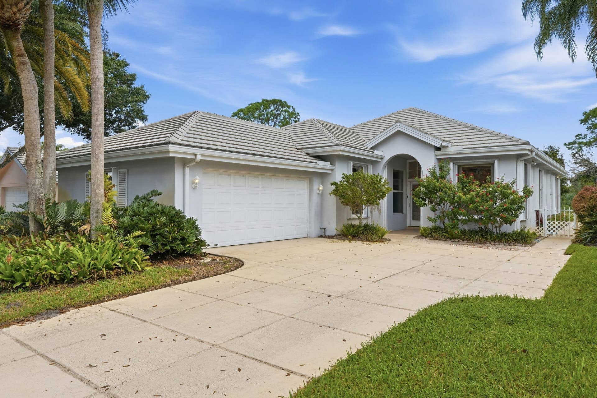 7492 SE MARSH FERN Lane, Hobe Sound, FL 33455 48-web-or-mls-7492_SE_Marsh_Fern_Lane_03