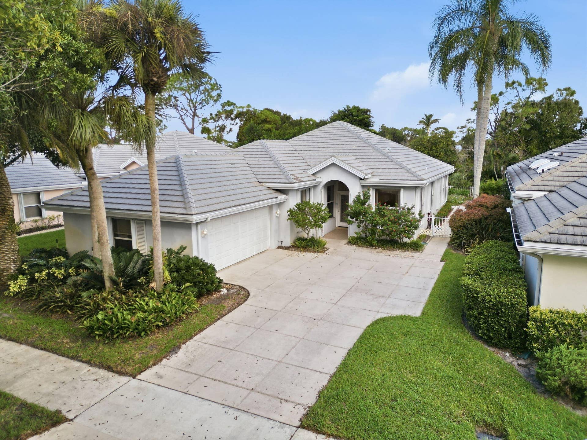 7492 SE MARSH FERN Lane, Hobe Sound, FL 33455 57-web-or-mls-7492_SE_Marsh_Fern_Lane_Dr