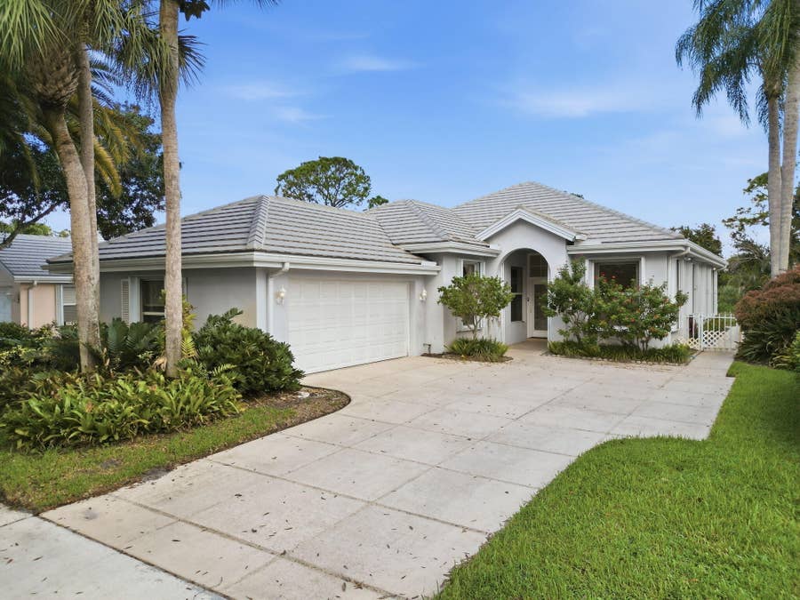 Property photo for 7492 SE MARSH FERN Lane, Hobe Sound, FL