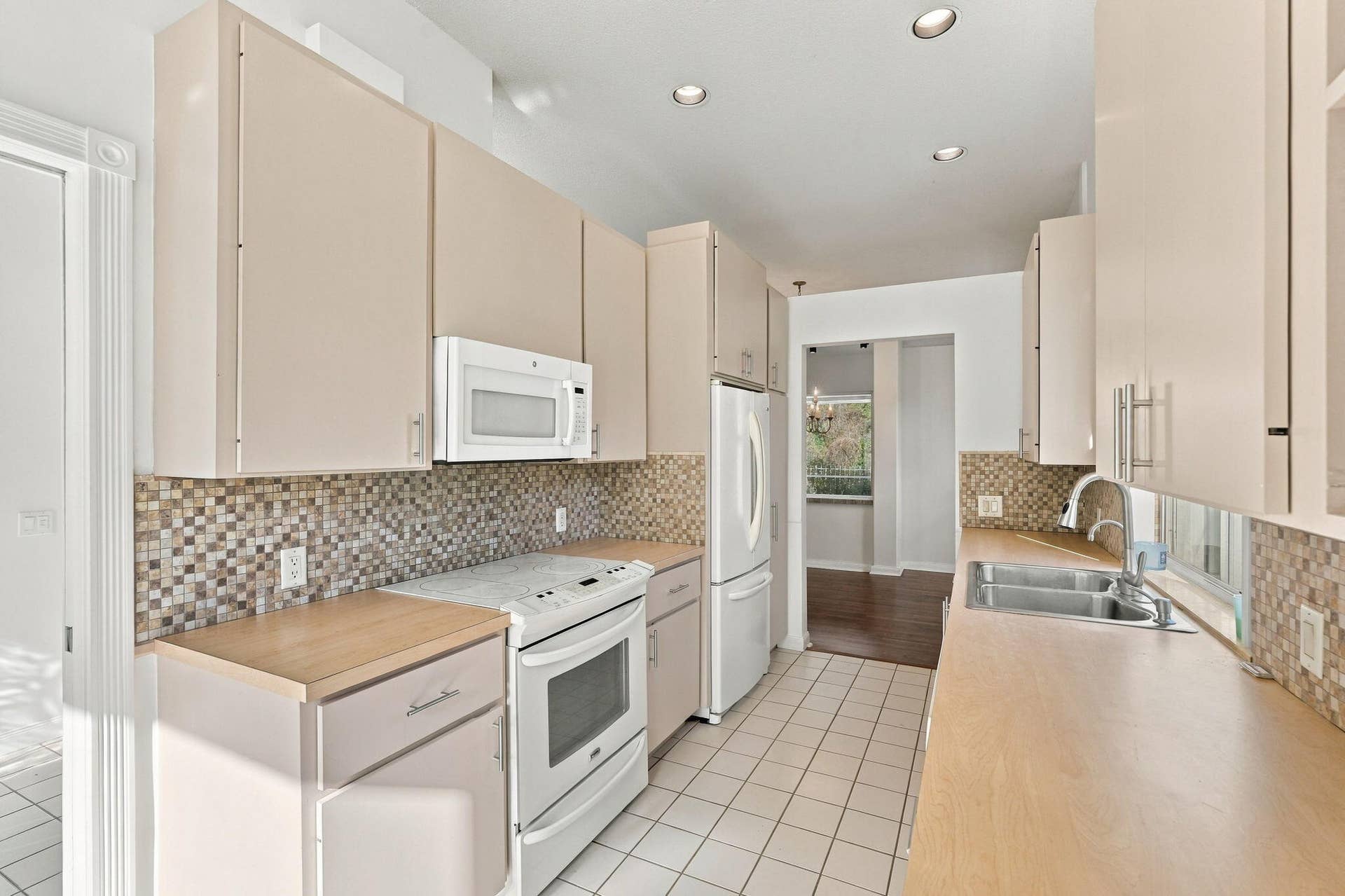 7492 SE MARSH FERN Lane, Hobe Sound, FL 33455 20-web-or-mls-7492_SE_Marsh_Fern_Lane_03