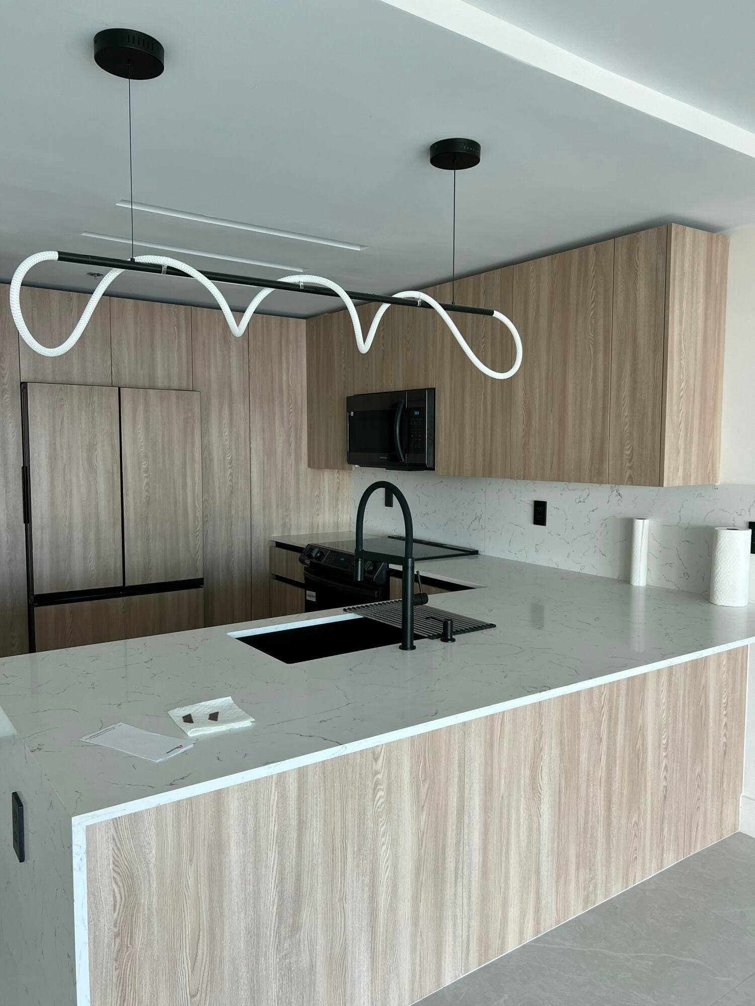 20505 E Country Club Drive, #1133, Aventura, FL 33180 Kitchen