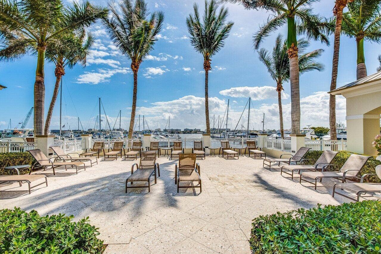806 E WINDWARD Way, #301, Lantana, Lantana, FL 33462 043-806EastWindwardWay-Lantana-FL-33462-