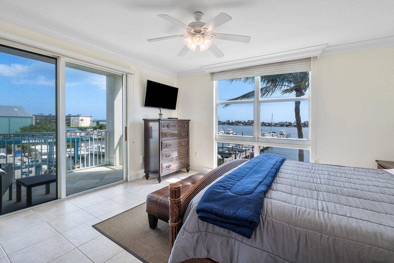806 E WINDWARD Way, #301, Lantana, Lantana, FL 33462 022-806EastWindwardWay-Lantana-FL-33462-