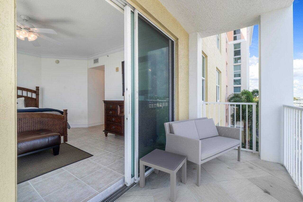 806 E WINDWARD Way, #301, Lantana, Lantana, FL 33462 025-806EastWindwardWay-Lantana-FL-33462-