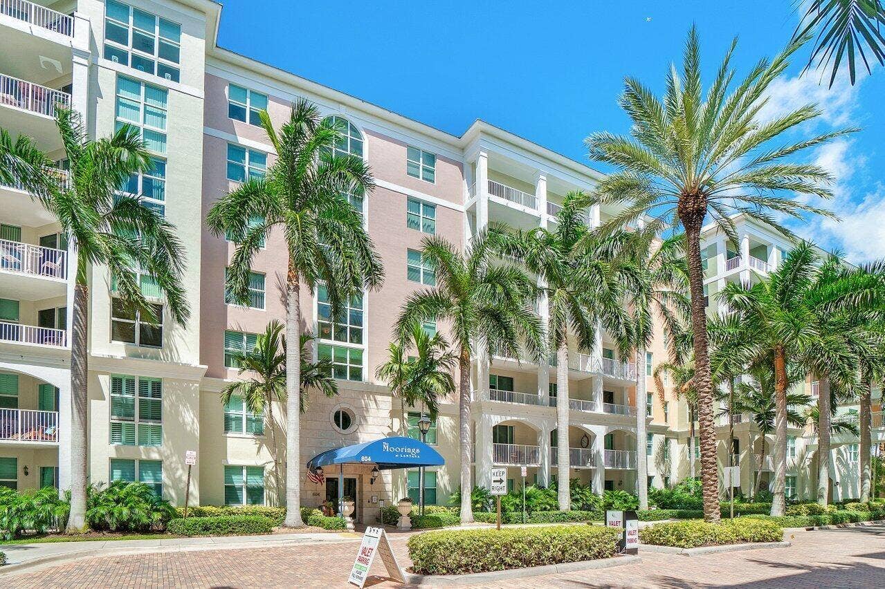 806 E WINDWARD Way, #301, Lantana, Lantana, FL 33462 002-806EastWindwardWay-Lantana-FL-33462-