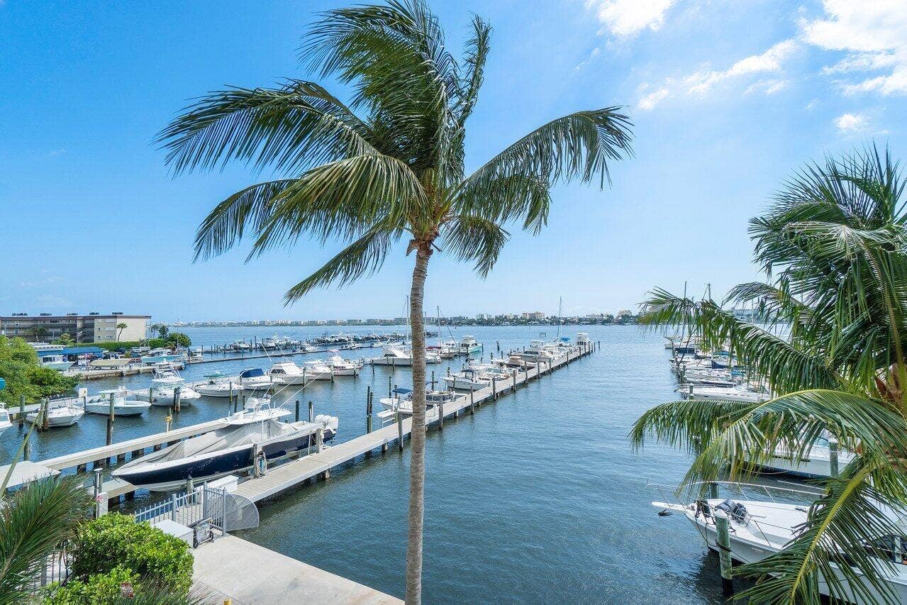 806 E WINDWARD Way, #301, Lantana, Lantana, FL 33462 031-806EastWindwardWay-Lantana-FL-33462-