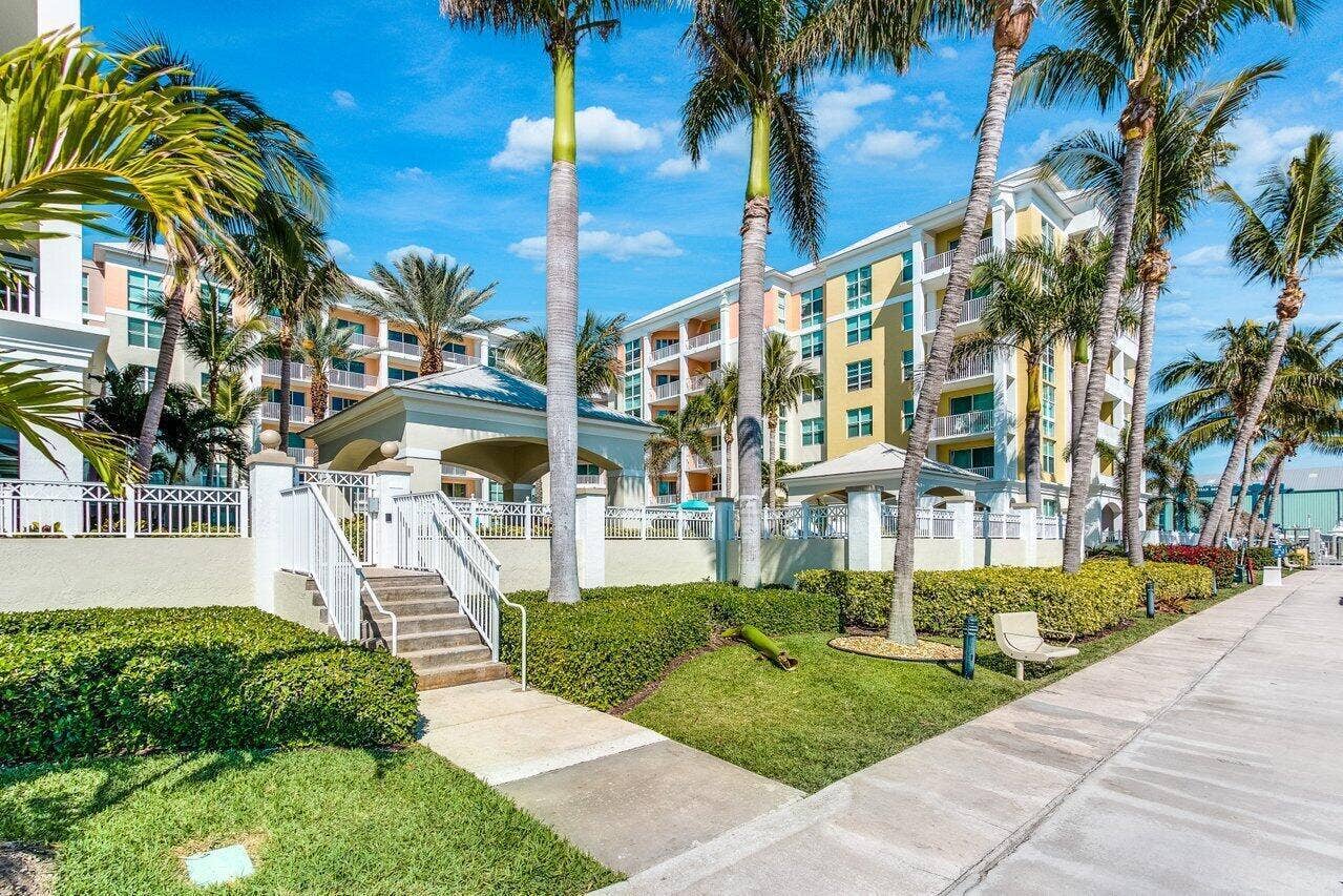 806 E WINDWARD Way, #301, Lantana, Lantana, FL 33462 033-806EastWindwardWay-Lantana-FL-33462-