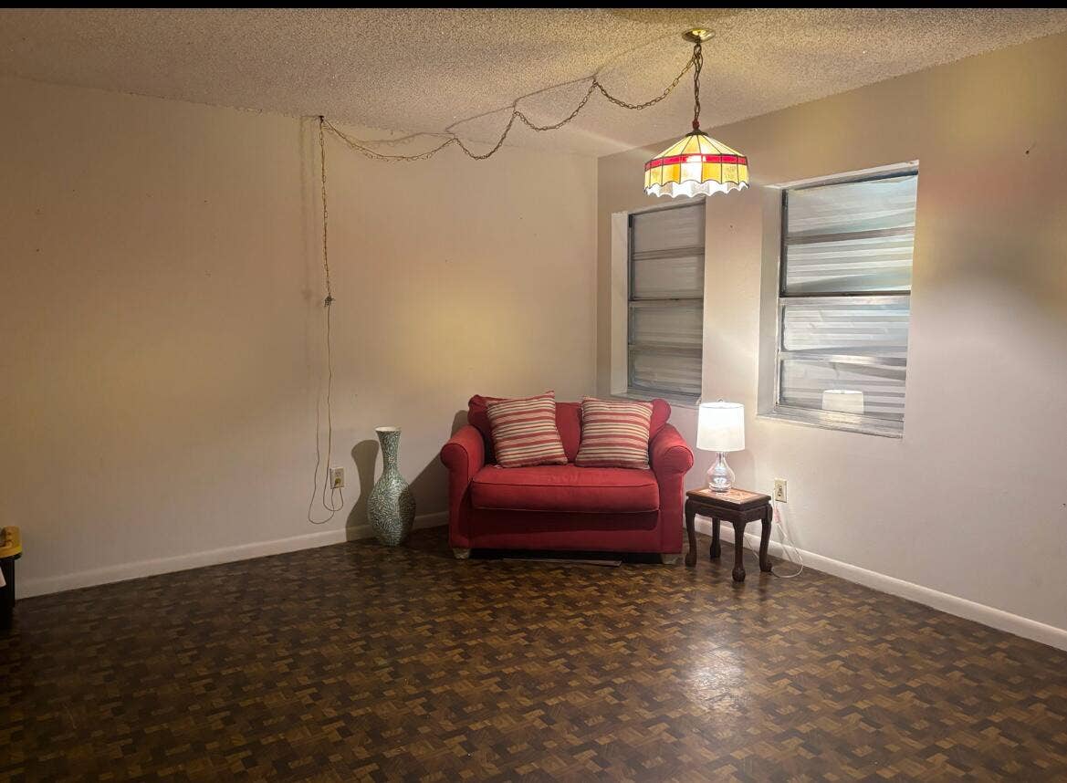 FAMILY ROOM 2