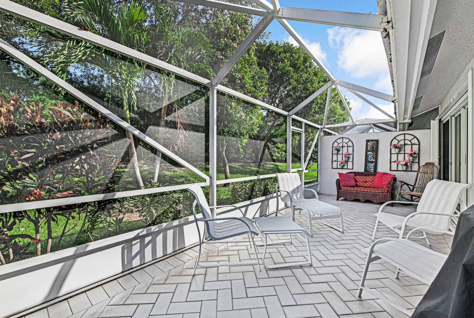 7569 Island Breeze Terrace, Boynton Beach, FL 33437 Screened Patio