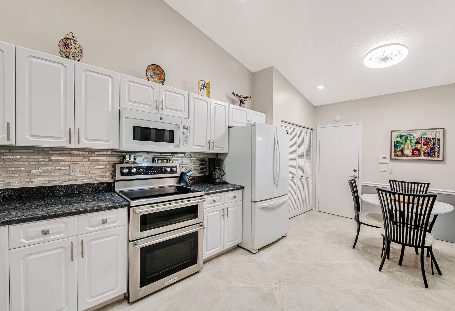 7569 Island Breeze Terrace, Boynton Beach, FL 33437 Kitchen