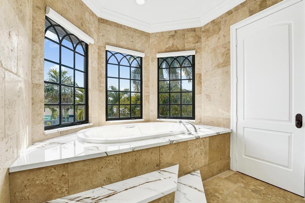 2340 NE 47TH Street, Lighthouse Point, FL 33064 Photo 71