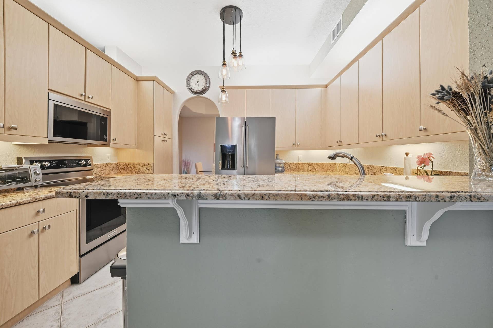 7986 EXETER Boulevard W, #101, Tamarac, FL 33321 Kitchen