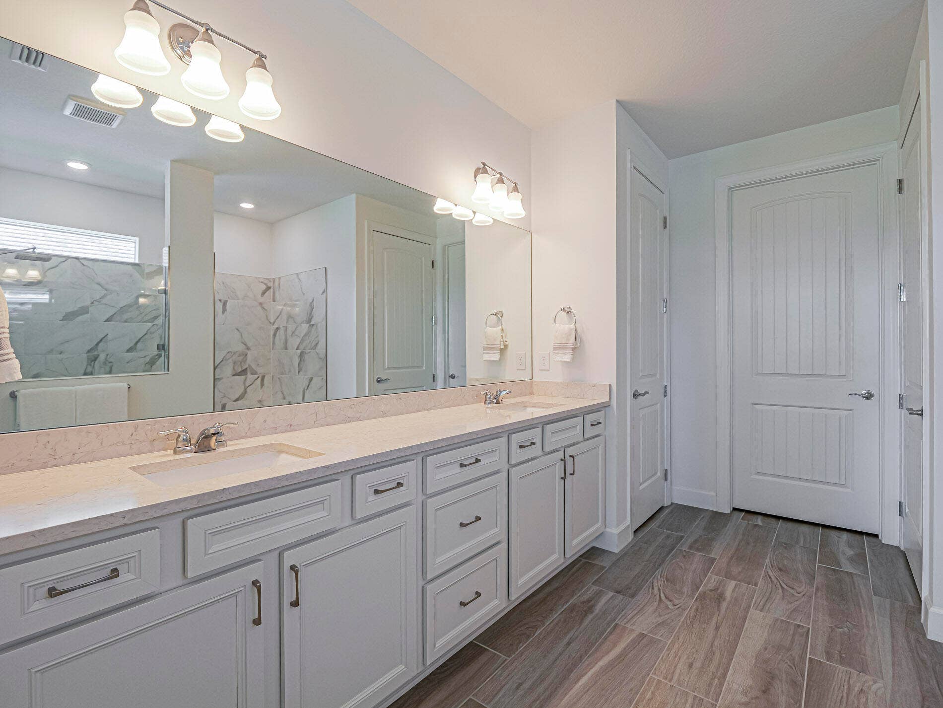 13580 SW GINGERLINE Drive, Port St Lucie, FL 34987 Primary En Suite