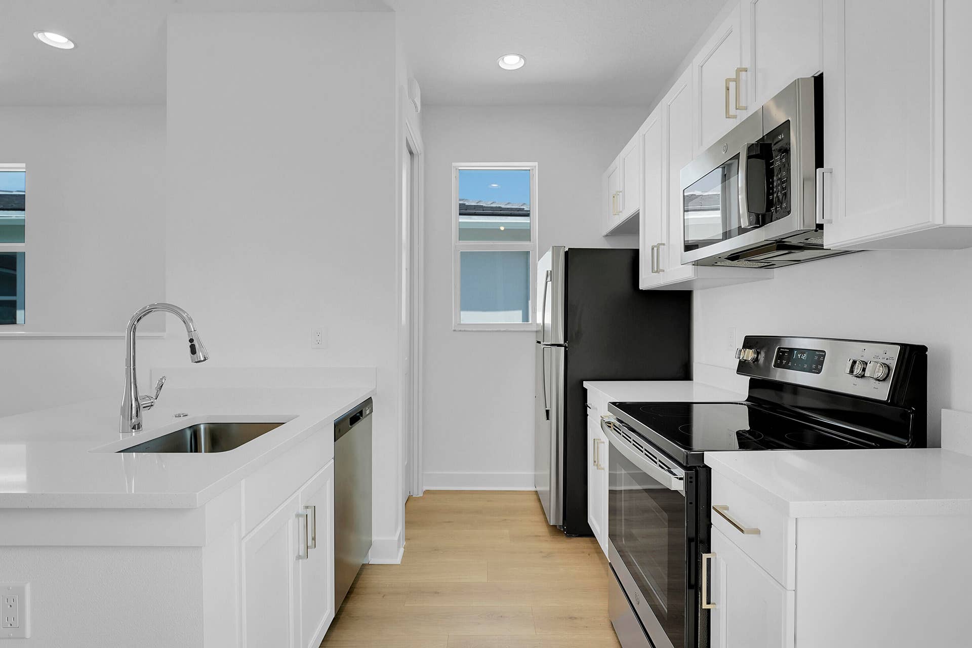 13496 BERNOULLI Way, Palm Beach Gardens, FL 33418 Casita Kitchen