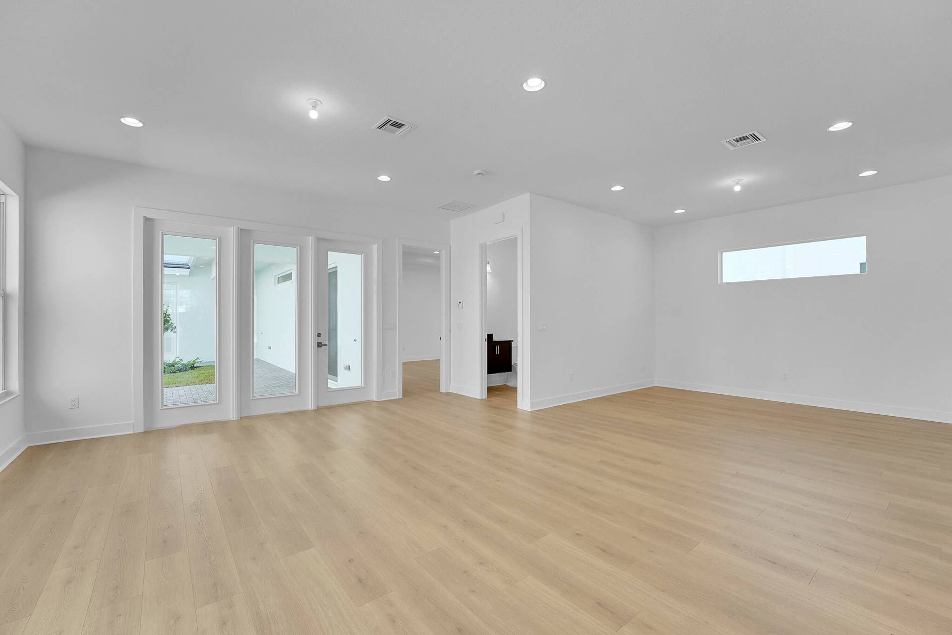 13496 BERNOULLI Way, Palm Beach Gardens, FL 33418 Family Room