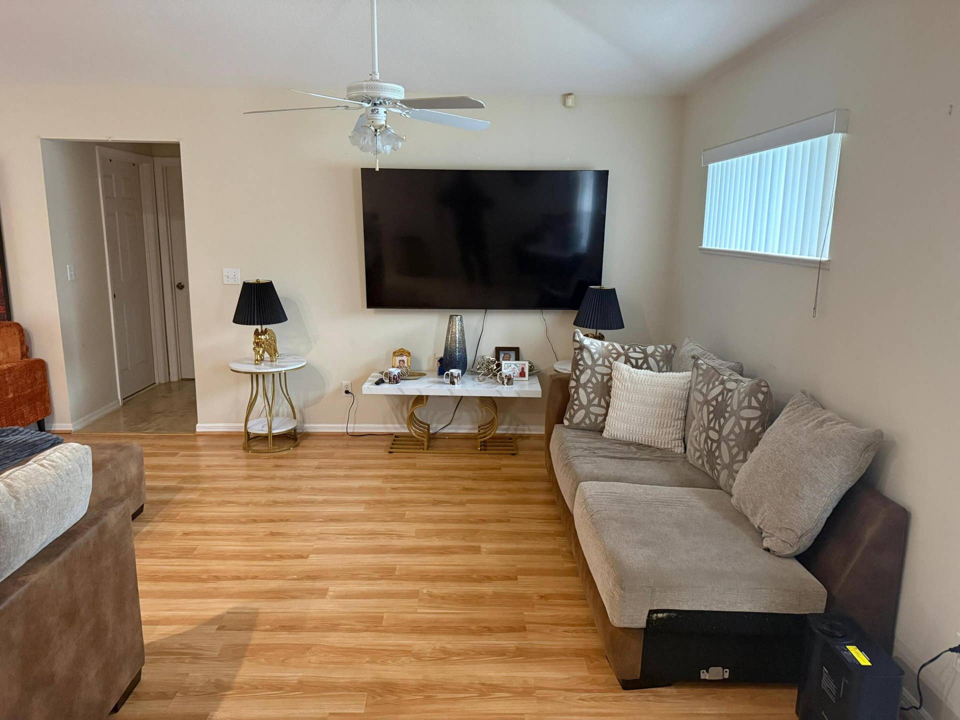 Port St Lucie, FL 34984 ILivingMG-20260227-WA0013
