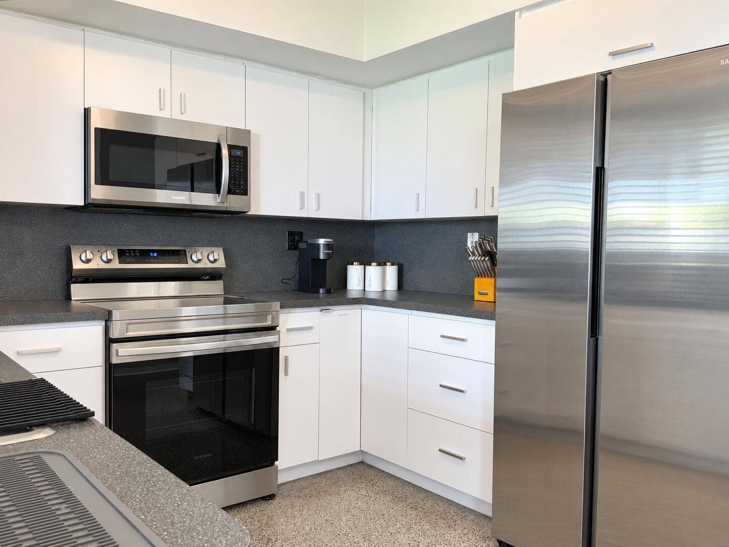 1261 SE 2ND Street, #1, Deerfield Beach, FL 33441 Modern Minimalist Kitchen with Stainless